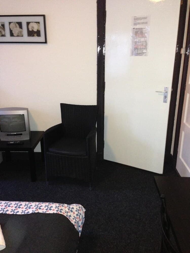 Hotel-O-Theek de Zwaan / Budgethotel