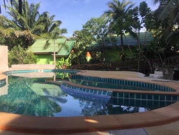 Lanta Sabai Hotel & Bungalows - Hostel