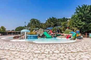 Valle Dorado Resort & Parque Acuático