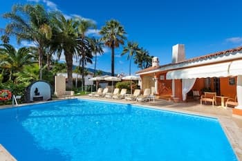 Apartamentos Ambassador