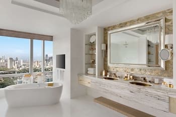 Shangri-La The Fort, Manila