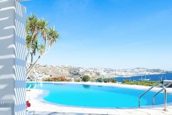 Adikri Villas & Suites