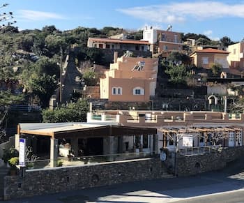 Kavousanos Apartments