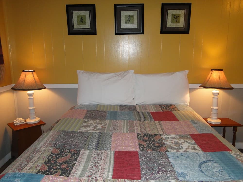 Shakti Cove Cottages