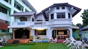 Baanrapeepong Boutique Hotel