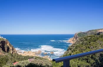 Headlands House Guest Lodge