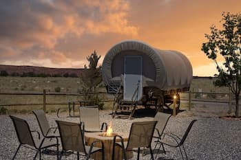 Broken Spur Inn & Steakhouse