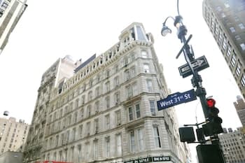 The Nomad Suites & Apartments