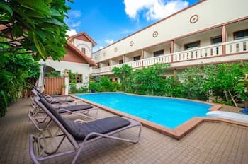 Namphung Phuket Boutique Resort