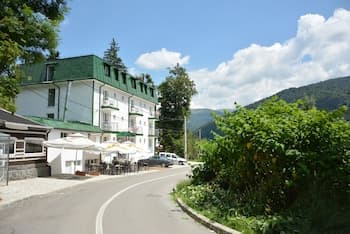 Hotel Green Palace