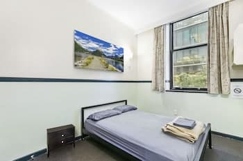 Queen Street Backpackers