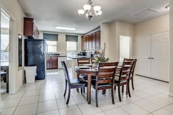 Villa Laverne 3 Bed Room Suite Furnished Condos