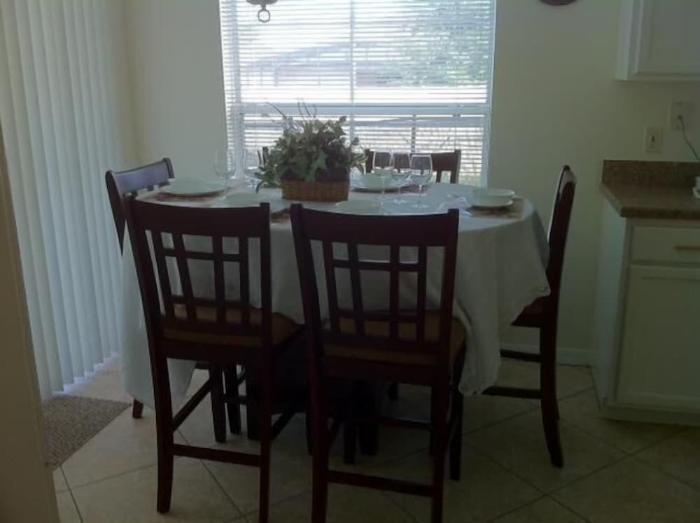 Fabulous Home Close by Theme Parks