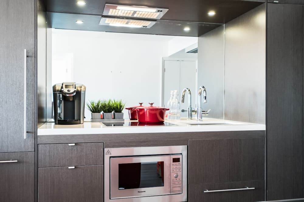 QuickStay - Luxury Executive in Yorkville (Yonge & Bloor)