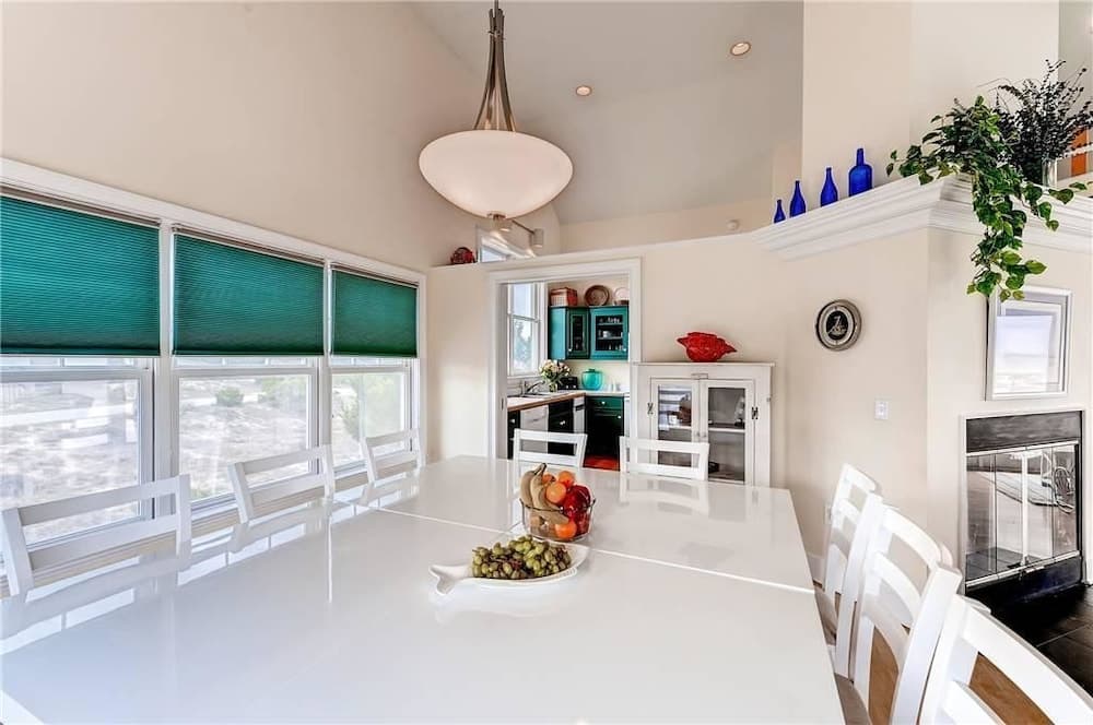 Laurie s Loft 3 Bedroom Holiday Home By Bald Head Island