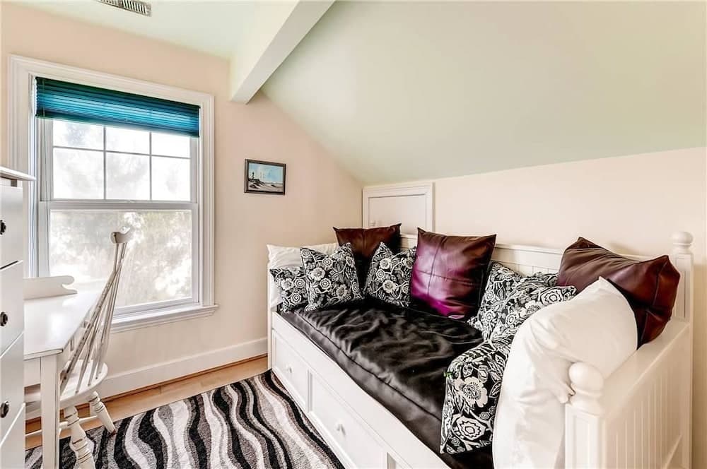 Laurie s Loft 3 Bedroom Holiday Home By Bald Head Island