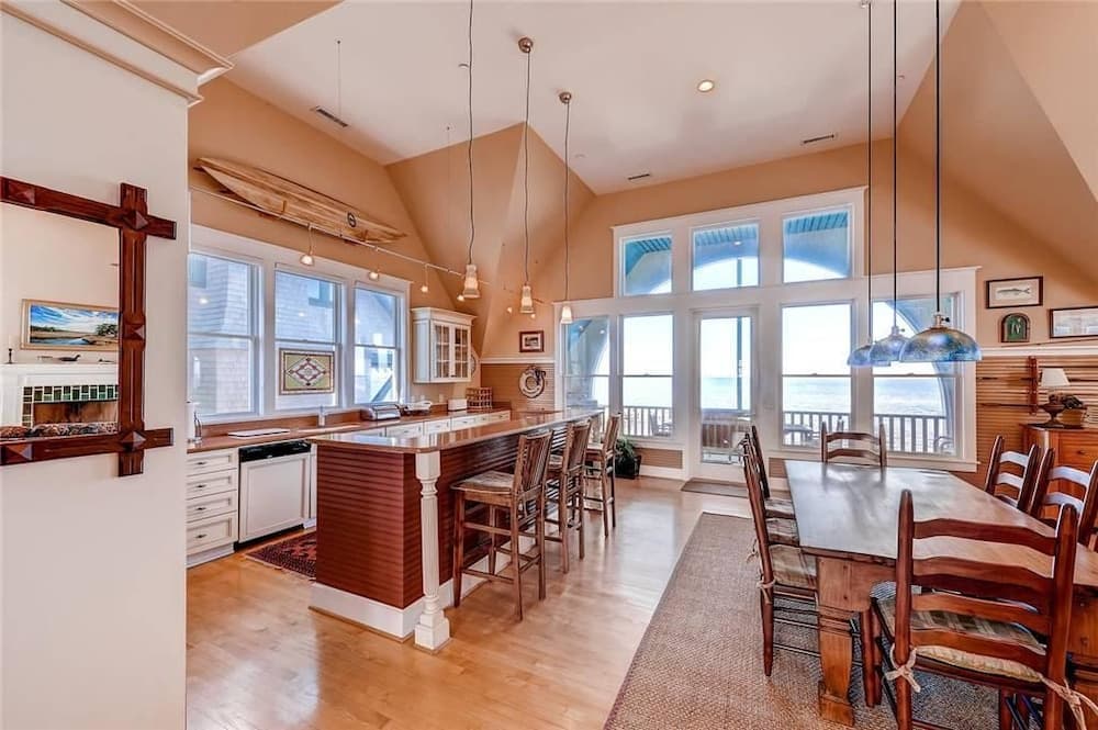 Twin Peaks 3 Bedroom Holiday Home By Bald Head Island