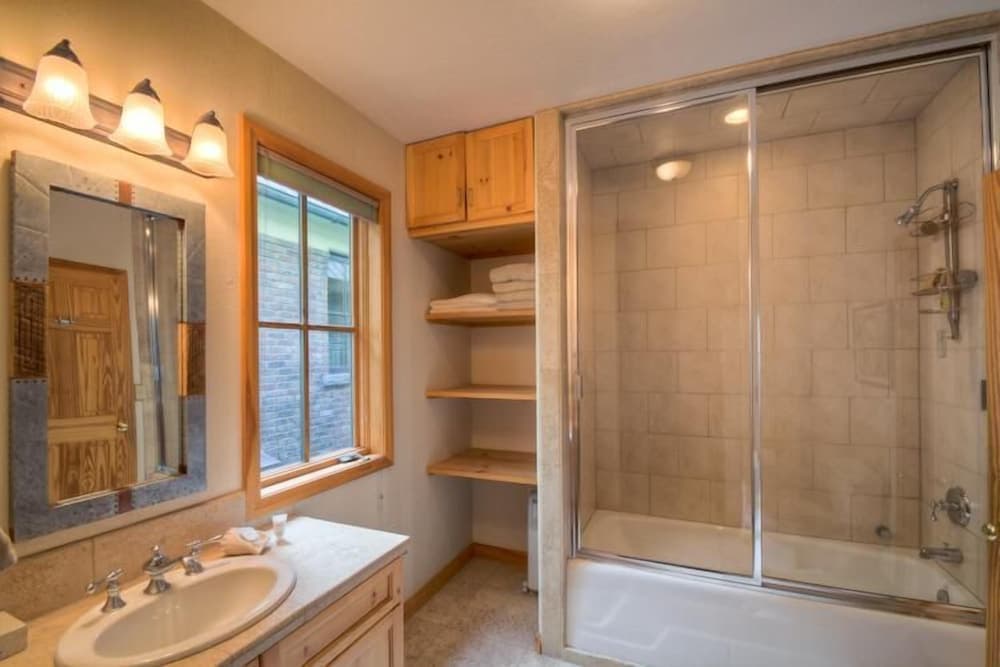 El Diente A 2 Bedroom Holiday home By Accommodations in Telluride