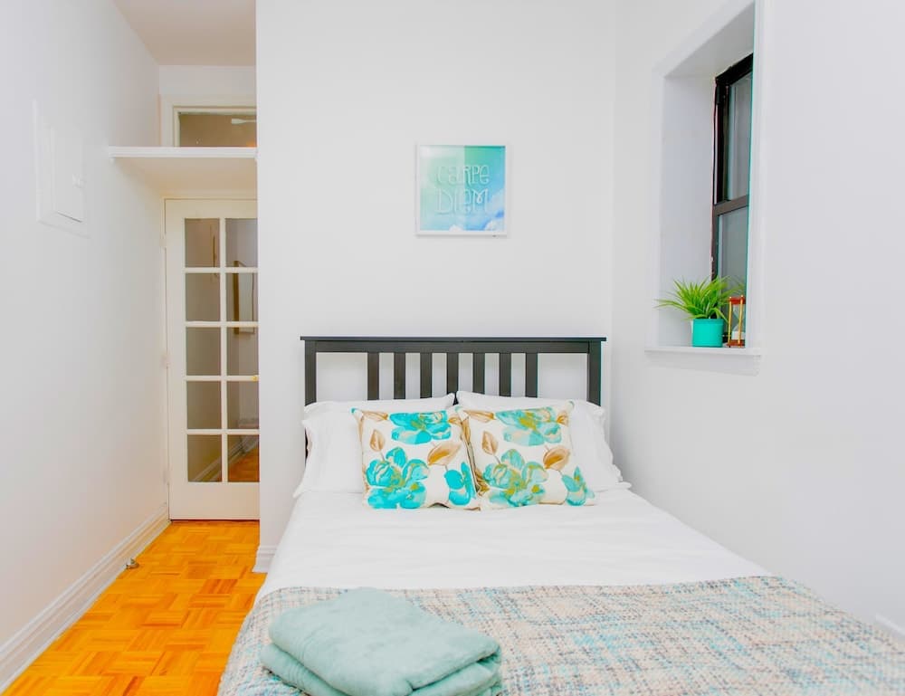 NY011 2 Bedroom Apartment By Senstay