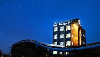 Paulownia Hostel & Guest House