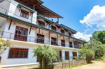 Shadow Inn Guest House Ella