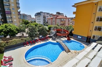 Rose Garden Apart Hotel