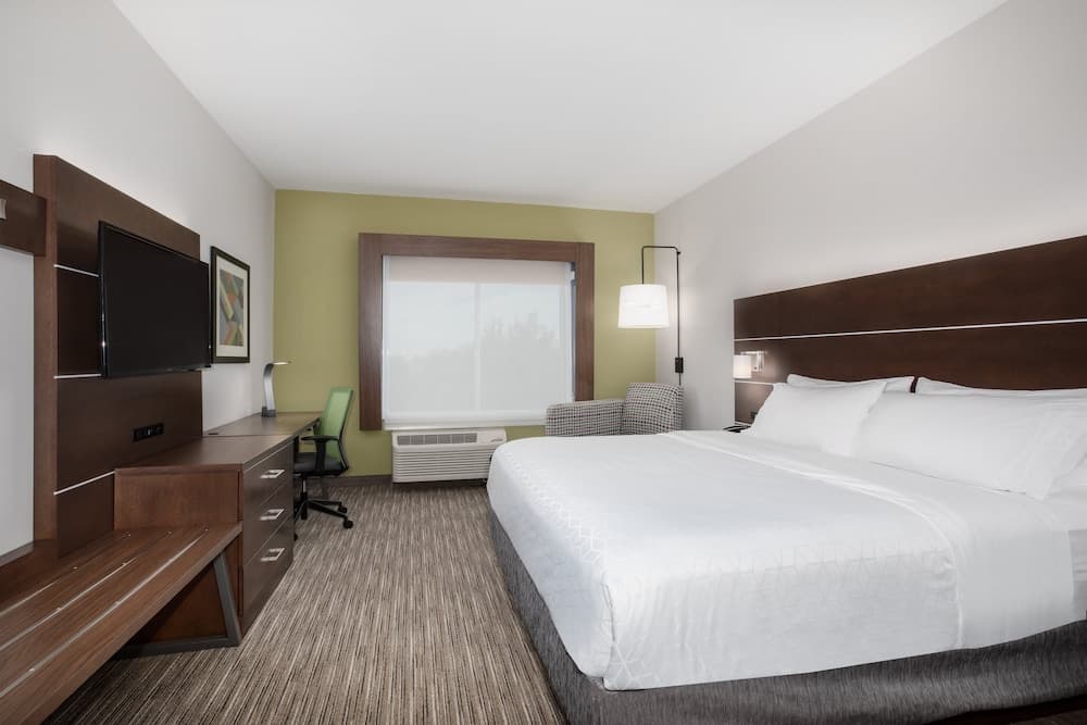 Holiday Inn Express & Suites Sterling by IHG