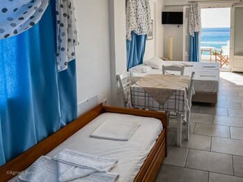 Agnadi Syros Beachfront Studios & Rooms
