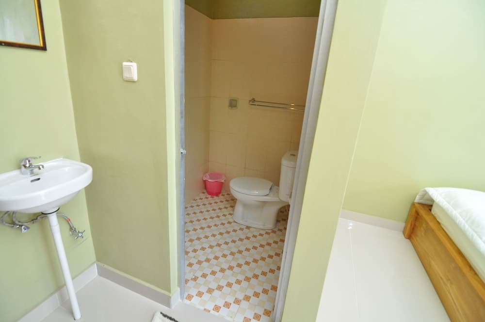 Cempaka Mas Guesthouse