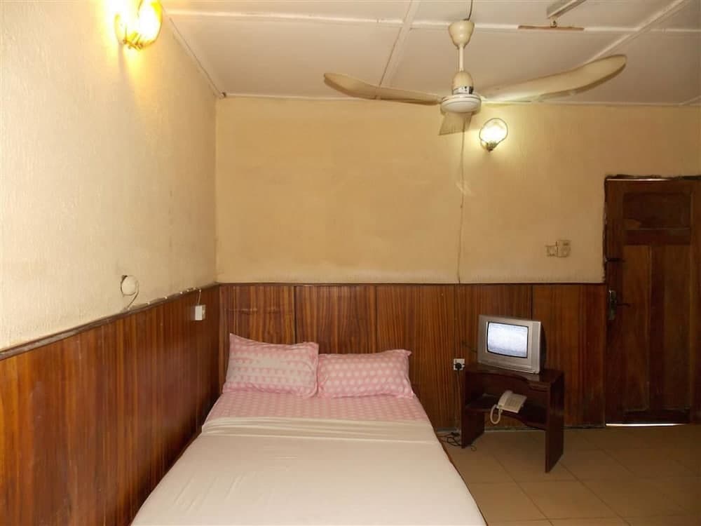 Wazobia Plaza Hotel Annex