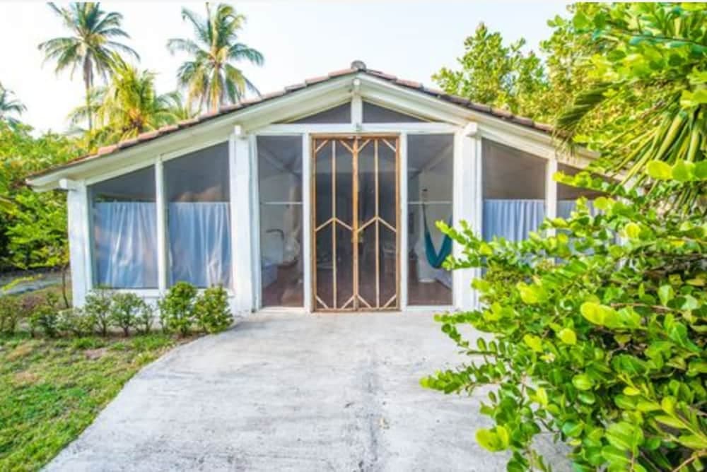 Hotel y Restaurante La Tortuga Verde