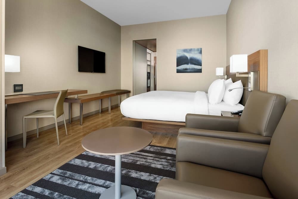 AC Hotel by Marriott San Francisco Airport Oyster Point/Waterfront