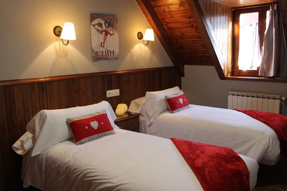 Hotel AA Beret by Silken