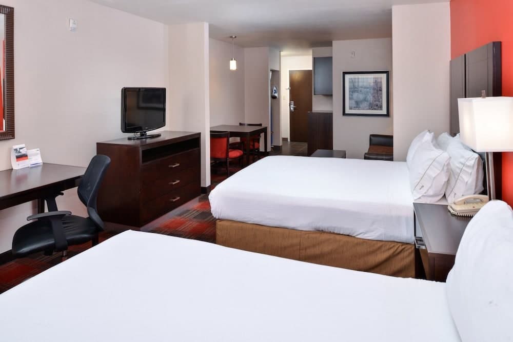 Holiday Inn Express Hotel & Suites Kingman by IHG