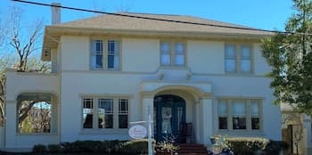 Avenue O Bed & Breakfast