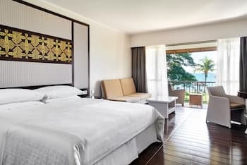 Sheraton Samoa Beach Resort