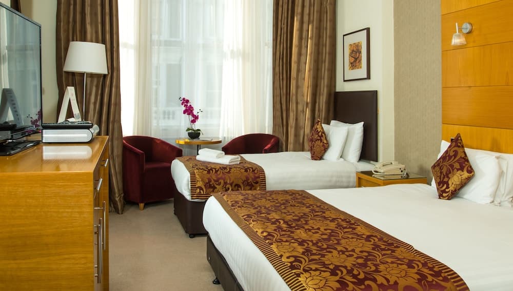 The Park City Grand Plaza Kensington