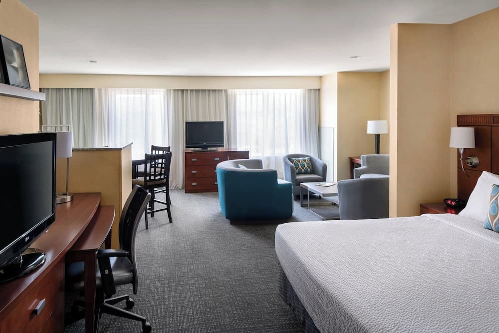 Courtyard by Marriott Sacramento Cal Expo