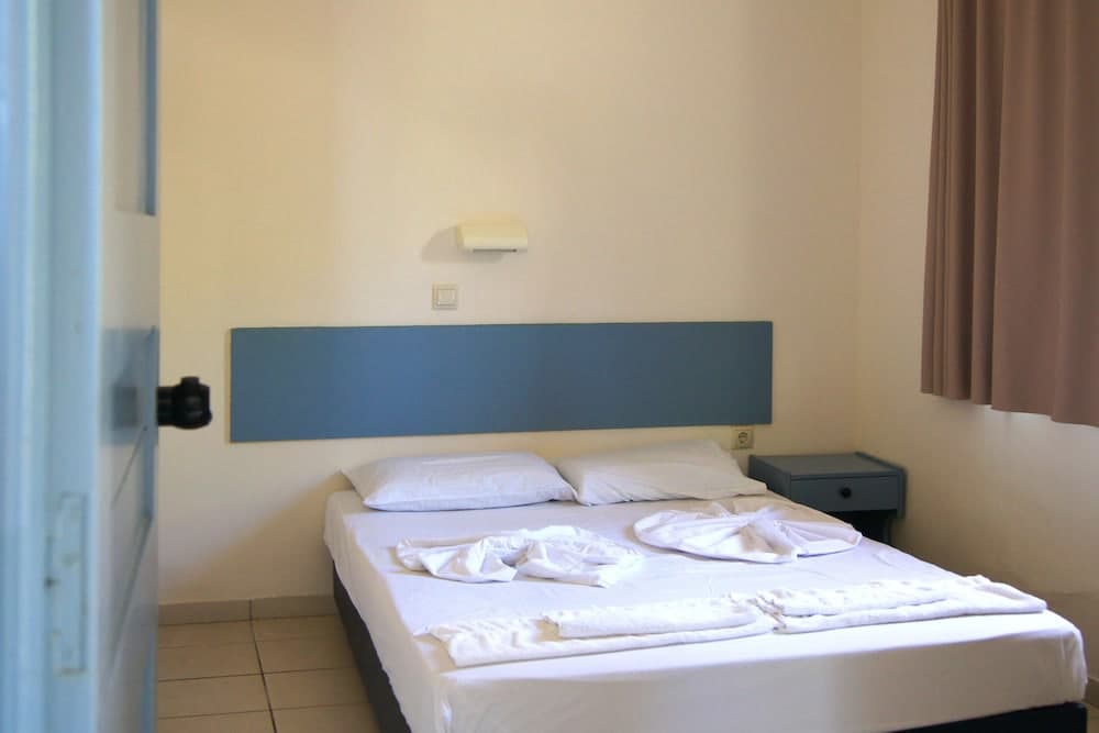 Seafront Beach Hotel Apartments