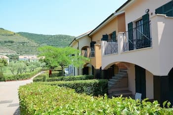 Castellaro Golf Resort