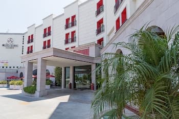 Hotel Colon Plaza Business Class