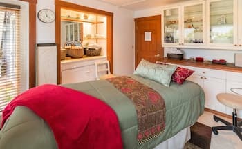 The Heron Inn & Day Spa