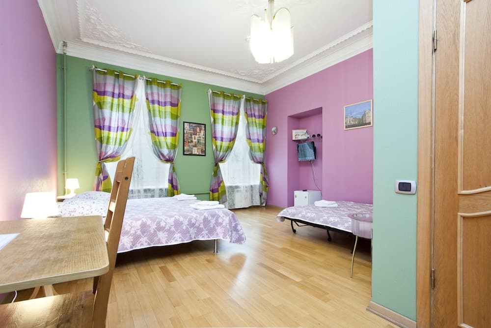 Italian Rooms and Apartments Pio on Mokhovaya