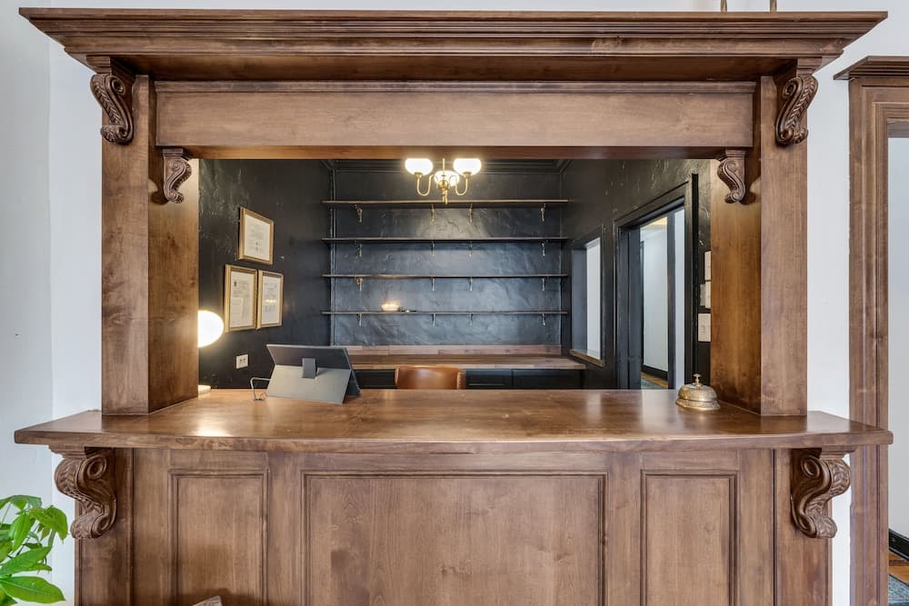 The Historic Grand Canyon Hotel