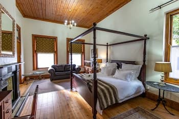 Evergreen Manor And Spa