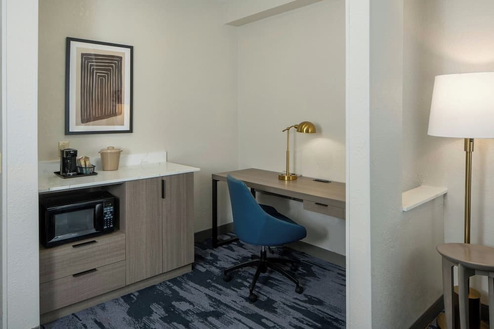 Fairfield Inn & Suites by Marriott Lafayette South