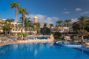 Elba Carlota Beach & Convention