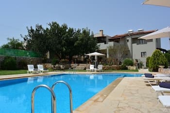 Elianthos Villa