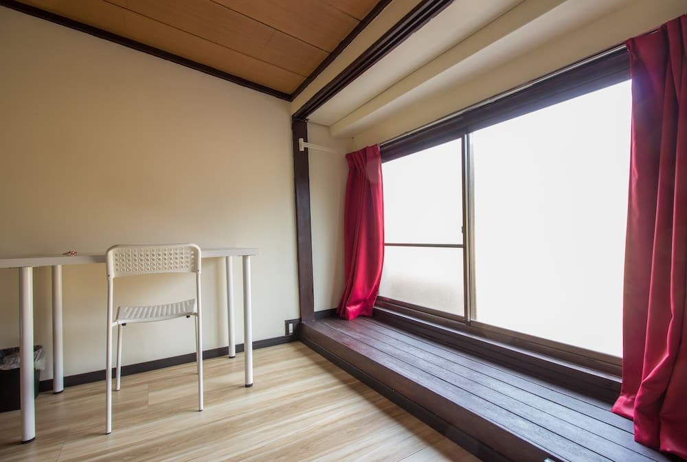 Gojo Paradiso homes restaurant and bar - Hostel