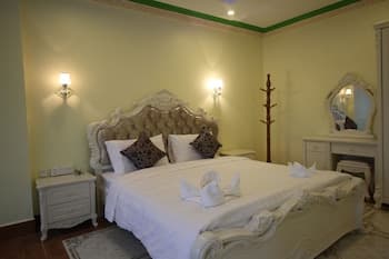 Takhmao Good Health Hotel